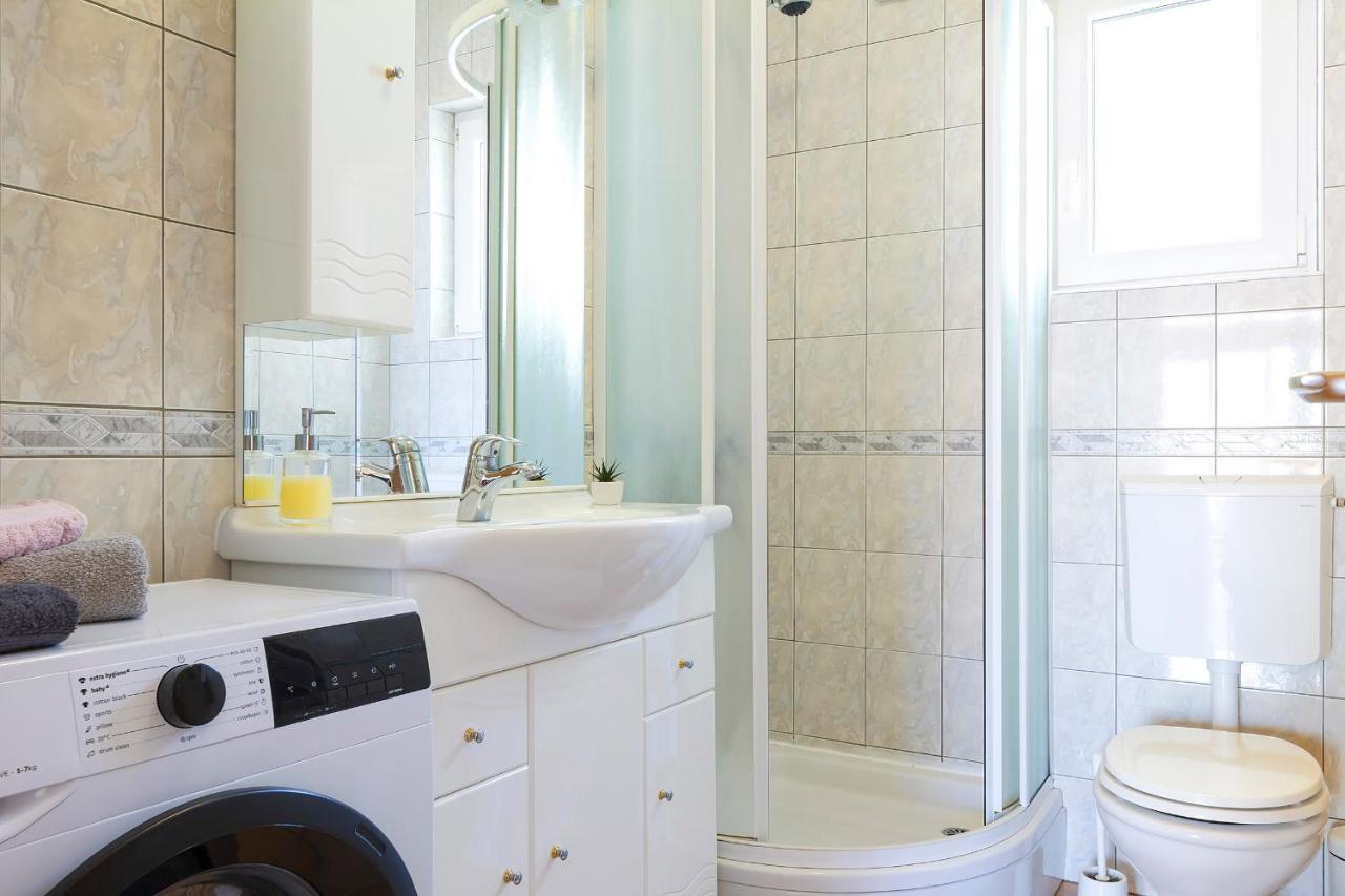 Apartmani Smokovo Jadranovo Esterno foto
